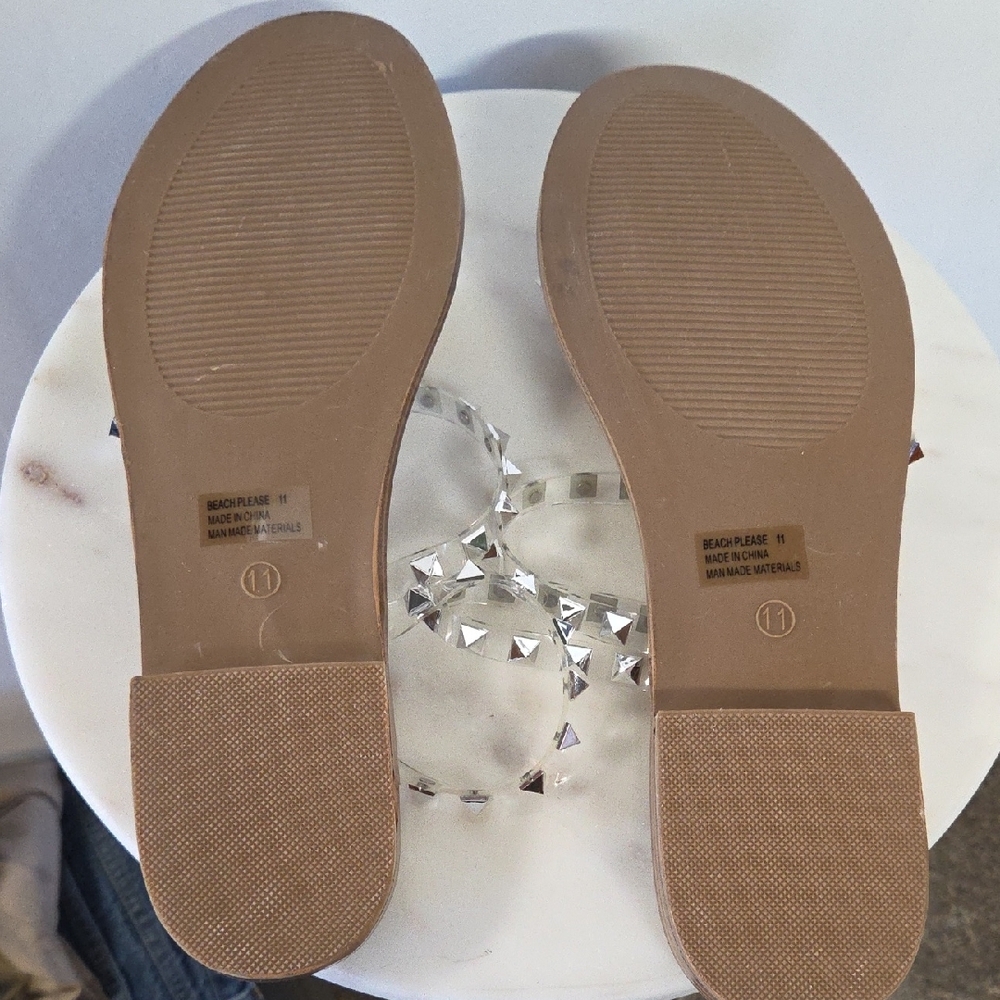 Hey Girl By Corkys Silver Studded Sandals Size 11 - Picture 5 of 5